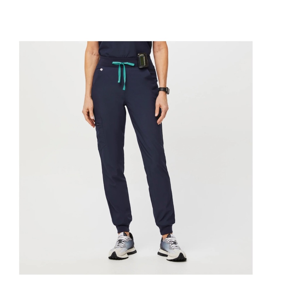Figs FREEx high waisted Zamora joggers-Navy NWOT
